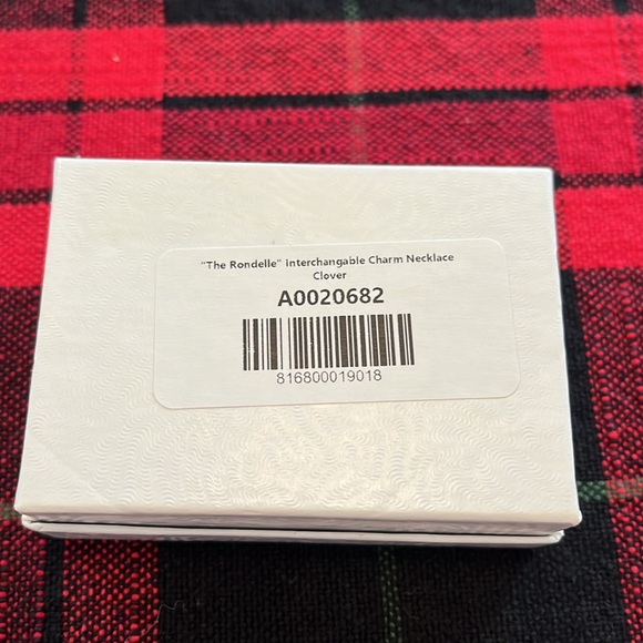 Daniela Swaebe “The Rondelle” Flower Charm Gold & Turquoise Tennis Necklace - Picture 6 of 6